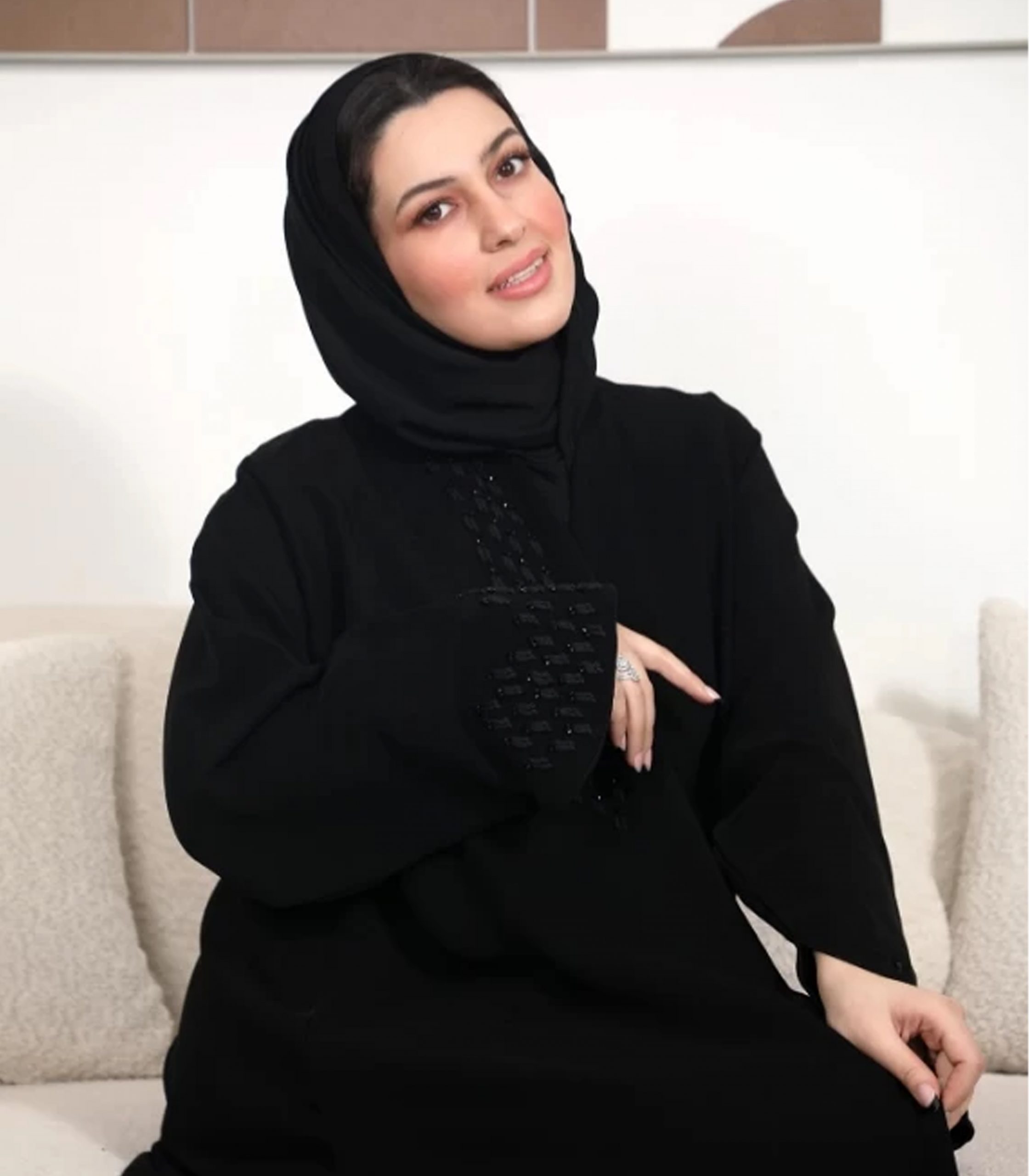 1 عباية ترف شك في المقدمة والاكمام - الصورة 1