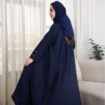 عباية فاتنة بتصميم انيق واكمام مودرن