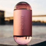 ⁦عطر سكسي 212 من كارولينا هريرا للنساء - او دي برفيوم 100 مل⁩ - الصورة ⁦3⁩