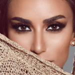 عدسات ملونة من ديفا - وودي